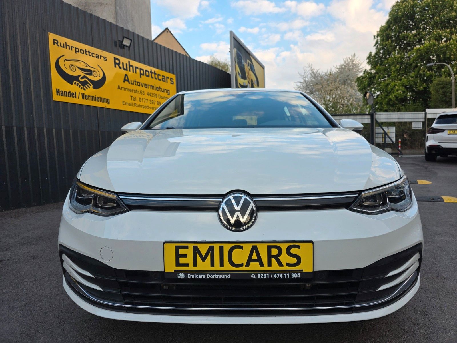 Volkswagen GOLF VIII 8  LIM. STYLE eTSI SPORT NAVI KAMERA imagem 2