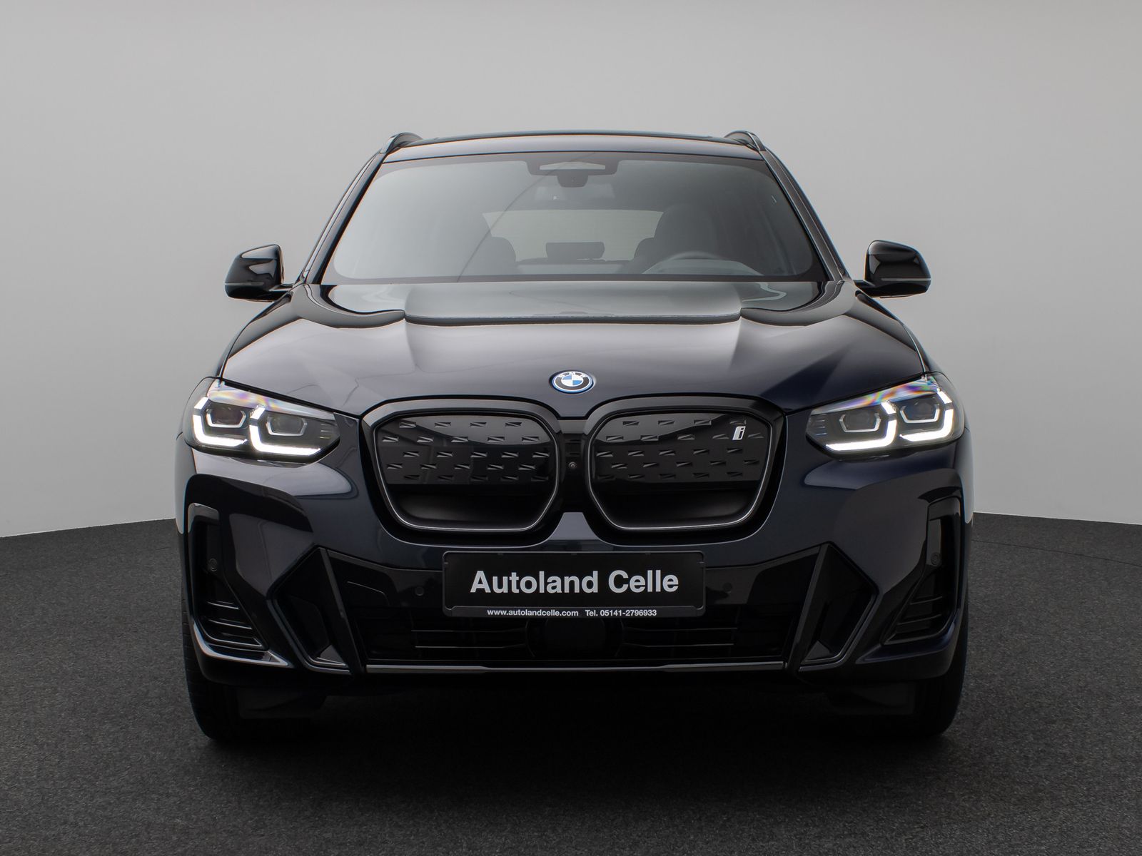 Fahrzeugabbildung BMW iX3 Impressive M Sport 360°HUD DAB H/K AHK Komfo