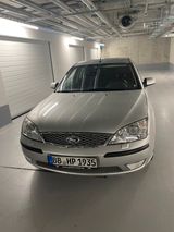 Ford Mondeo 2,0 Ghia Ghia - Ford Mondeo aus 2005: Ghia