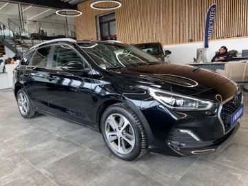 Hyundai i30 cw Premium *ACC*KAMERA*NAVI*SHZ*TEM*TOUCH*