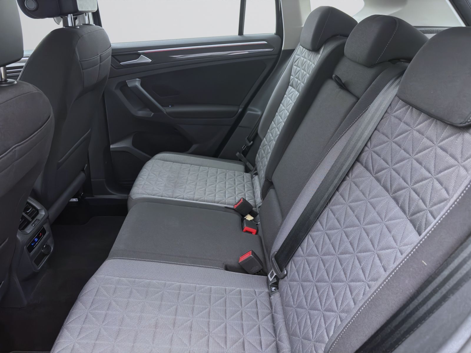 Volkswagen Tiguan - Bild 15
