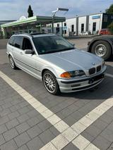 BMW e46 Touring - BMW aus 2000: Kombi