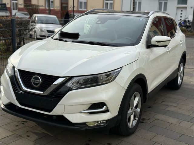 Nissan Qashqai 1.5 AutomatikPano Tekna