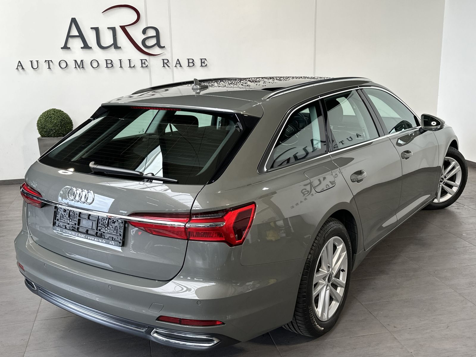 Fahrzeugabbildung Audi A6 Avant 40 TDI Sport NAV+LED+PANO+AHK+SHZ+1HD
