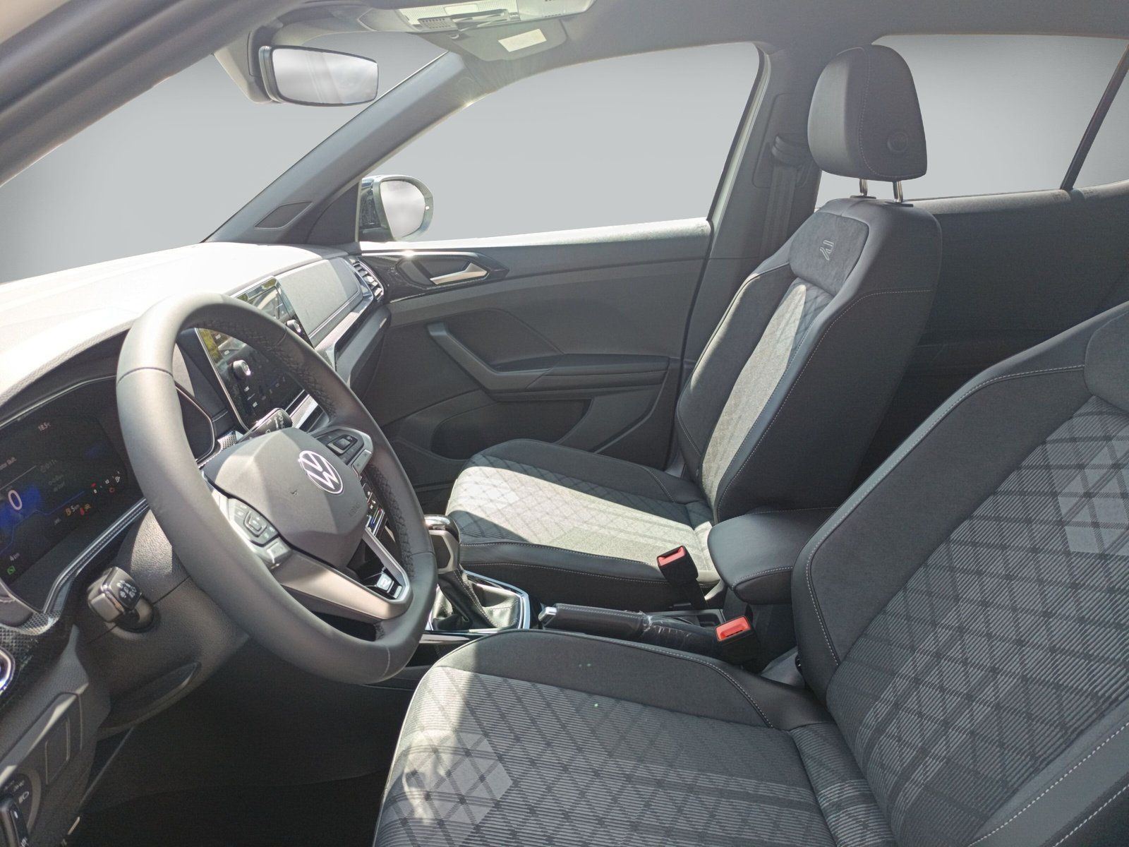 Volkswagen T-Cross - Bild 11