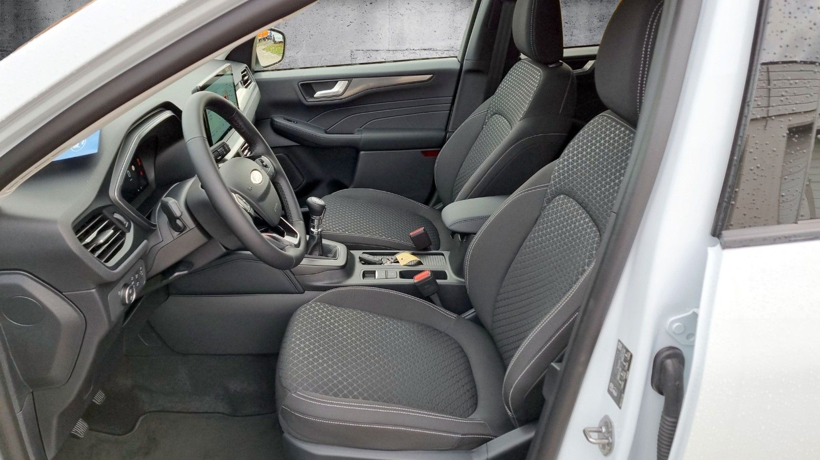 Fahrzeugabbildung Ford Kuga Titanium