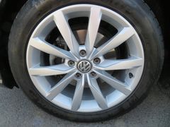 VW Golf VII 1.5 TSI Highline LED Comp.Media 17'' Sh VW Golf VII 1.5 TSI Highline LED Comp.Media 17'' Sh