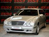 Mercedes-Benz E 200 KOMPRESSOR T #SHZ #Tempomat #8-Fach - gebrauchte Mercedes-Benz E 200 aus dem Jahr 2001