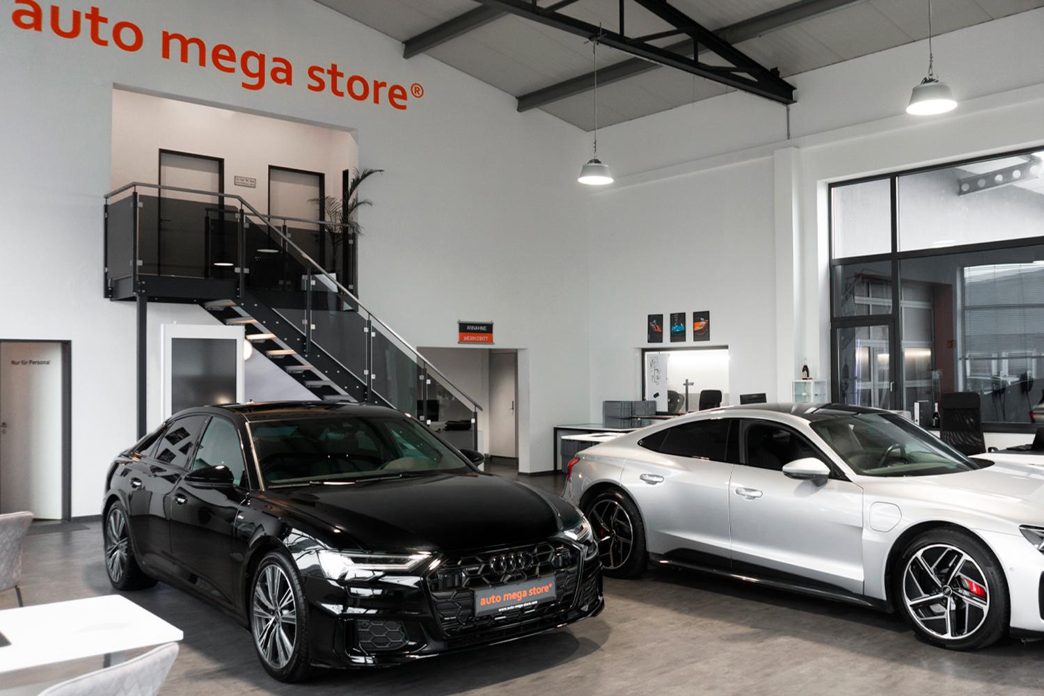 showroom-image-top