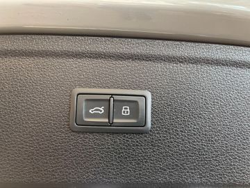 Audi Q5 50 TDI quattro design *ACC*NAVI*MASSAGE*SLINE