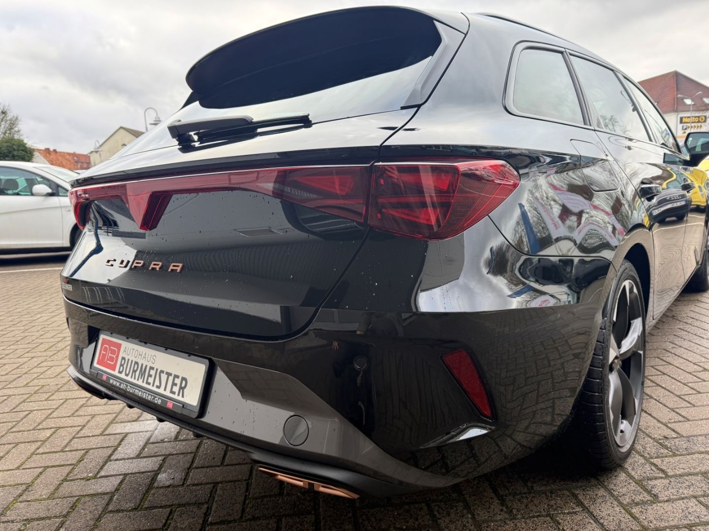 Fahrzeugabbildung CUPRA Leon Sportstourer 1.5 e-Hybrid AHK-klappbar Digi