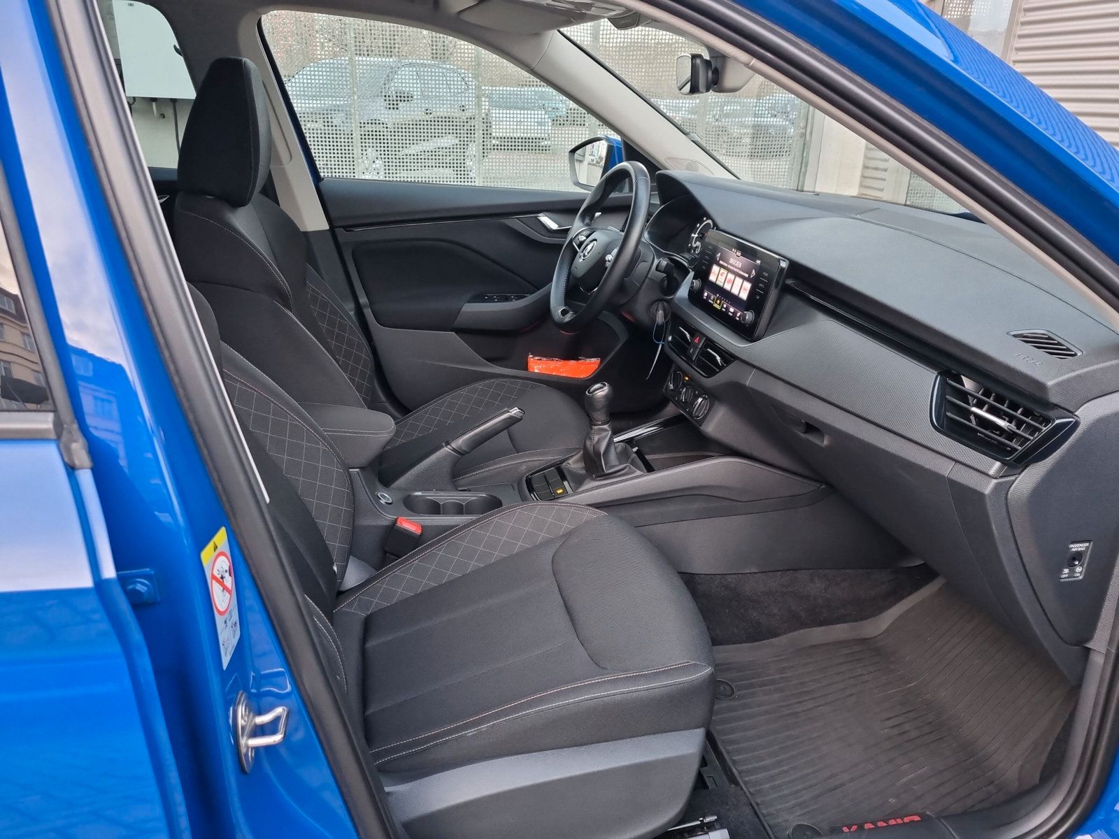 Fahrzeugabbildung SKODA Kamiq 1.0 TSI Ambition LED PDC SHZ KLIMA