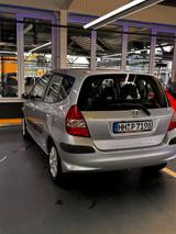 Honda Ich verkaufe mein Auto - Honda City Gebrauchtwagen