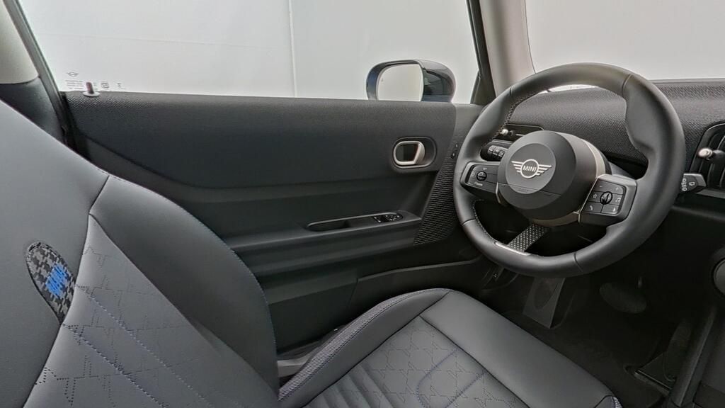 MINI Cooper C - Bild 10