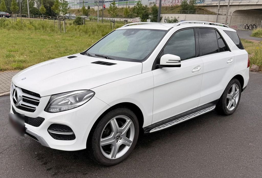 Image of Mercedes-Benz GLE 250