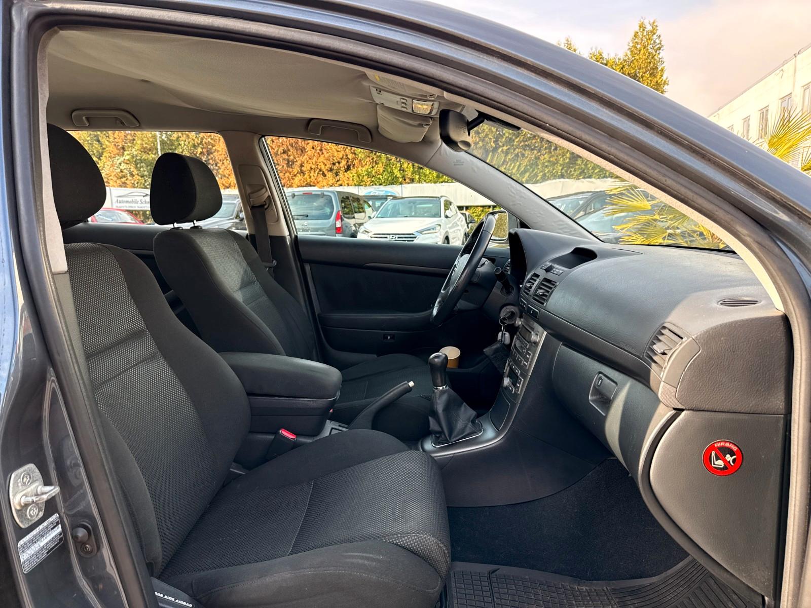 Toyota Avensis 2006 — photo 10