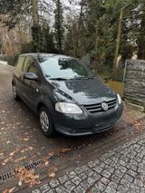 Volkswagen Vw Fox 1.2 Tüv Neu,ZKD Neu,Zündkerzen neu,... - Volkswagen Fox in Berlin