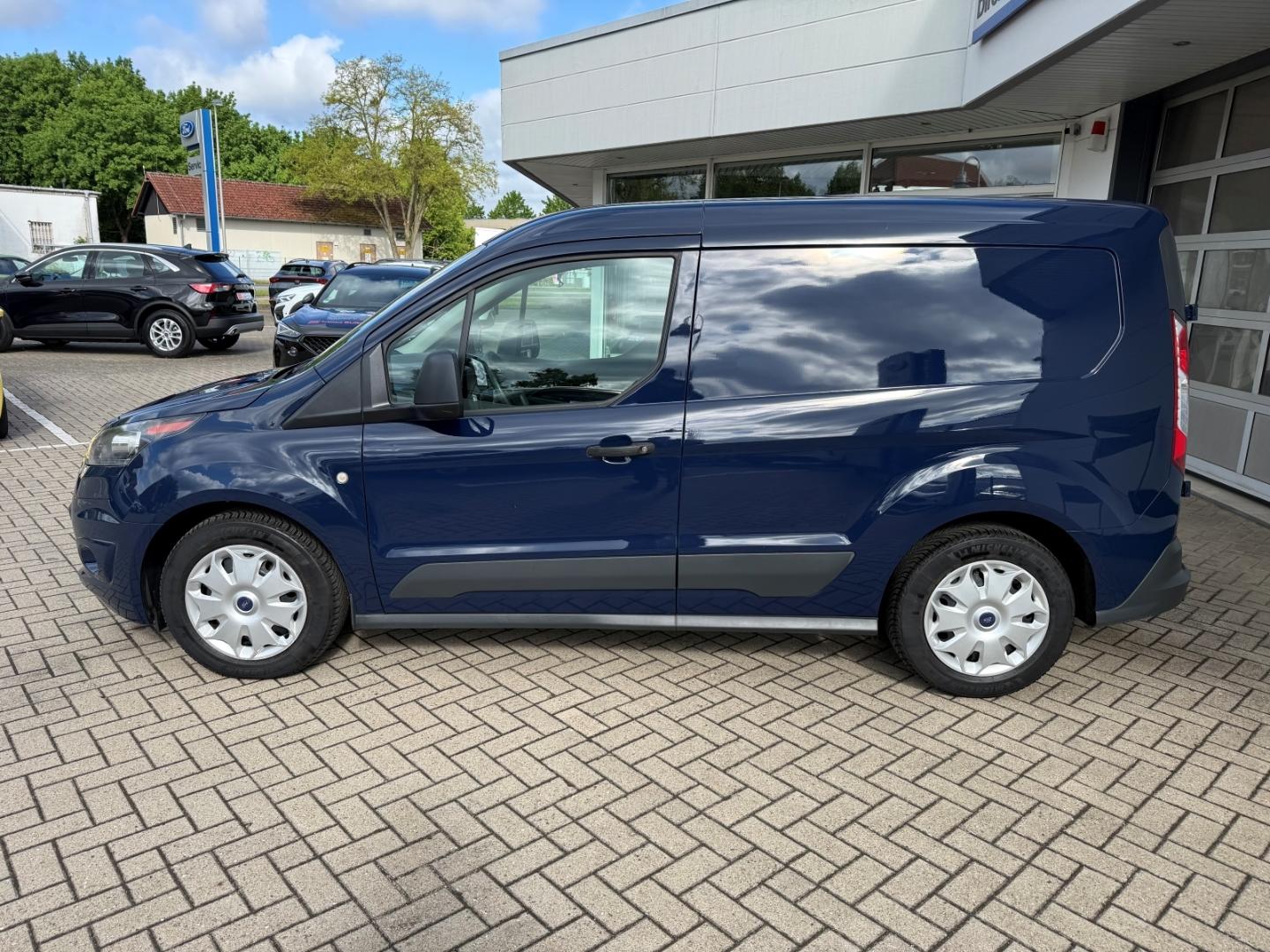 Ford Transit Connect Kasten Trend AHK  Regalsystem PD