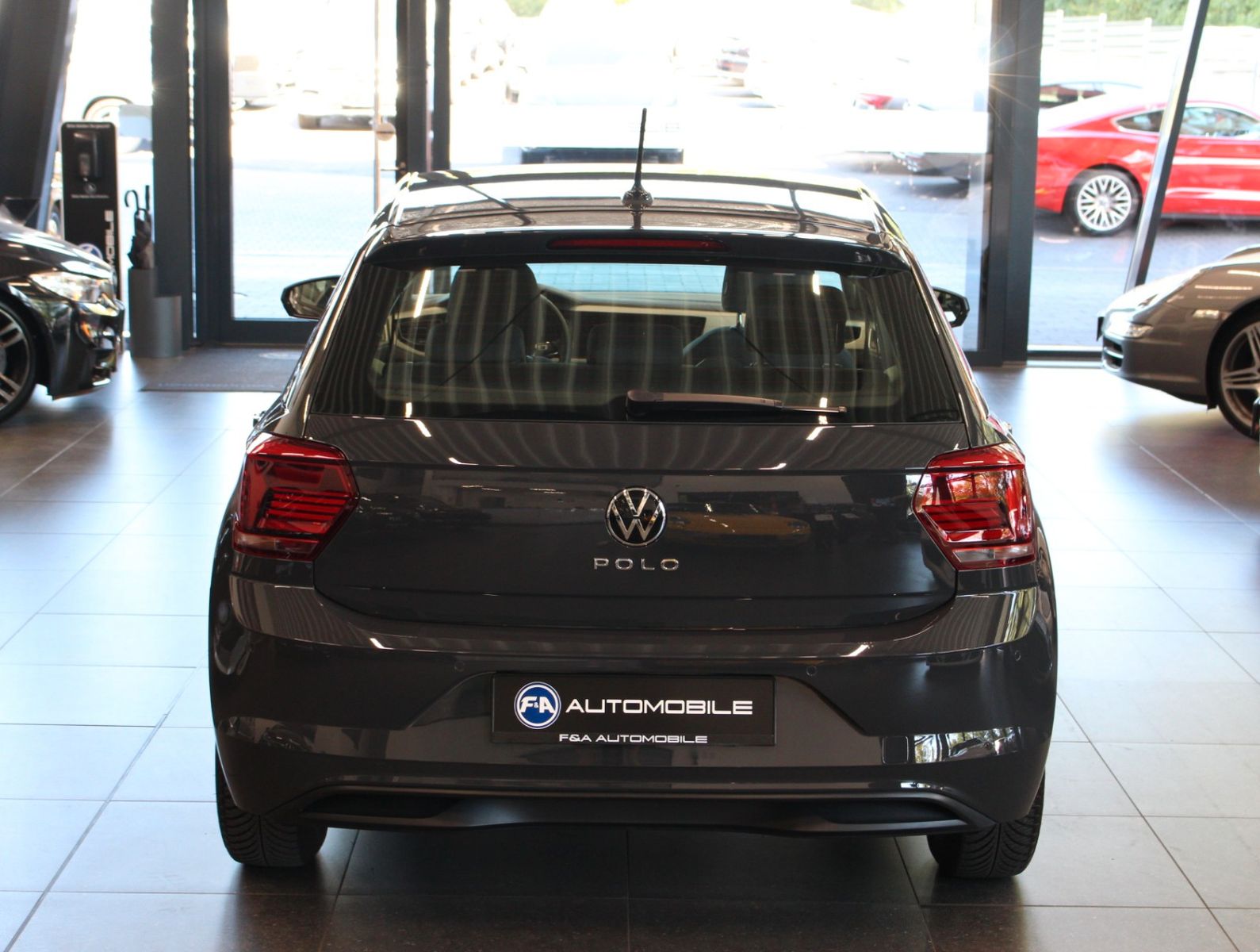 Fahrzeugabbildung Volkswagen Polo VI Highline DSG*1.Hand*MWST*