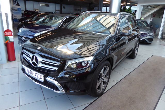 Mercedes-Benz GLC 250 4Matic erst 32.400 KM Autom Panorama-SD