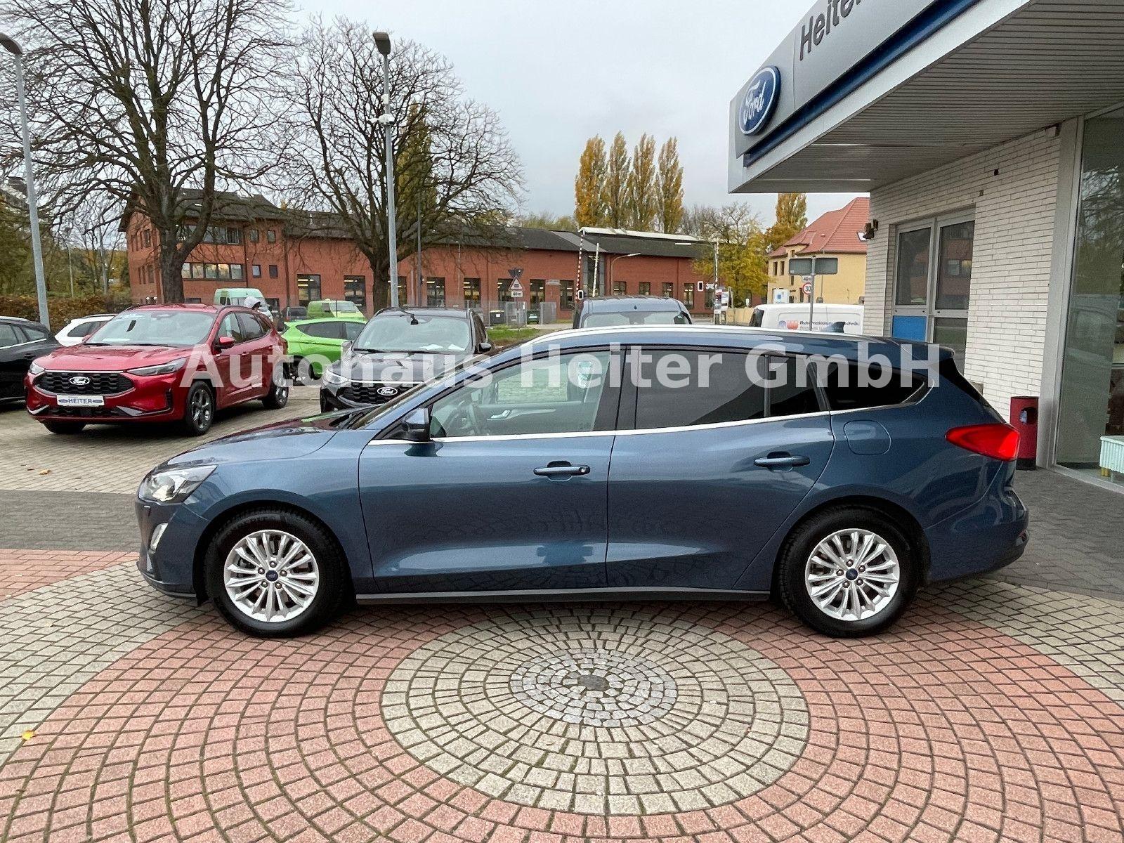 Ford Focus Turnier Titanium X / ACC / Kamera / NAVI