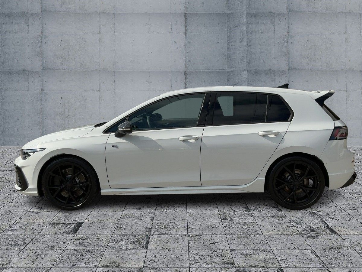 Volkswagen Golf VIII R 2.0 TSI 4M BLACK EDITION AKRA MATRIX foto 4