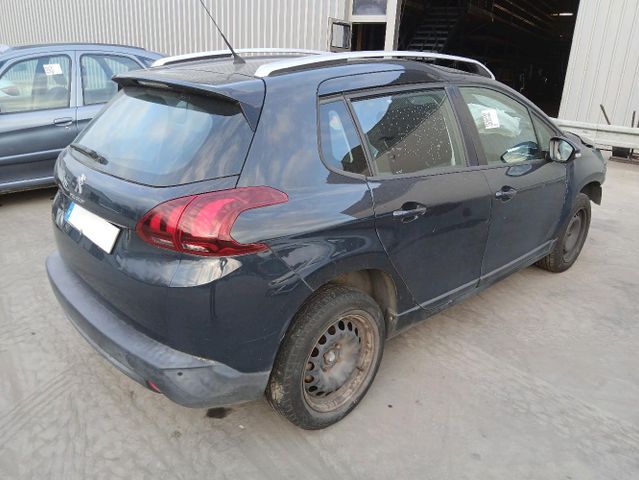 Peugeot 2008 (2) 1.2I 82