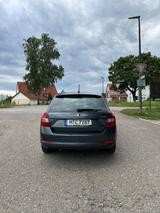 Skoda Rapid 1.4 TDI DSG mit Fahrschulpedale  - Skoda Rapid in München