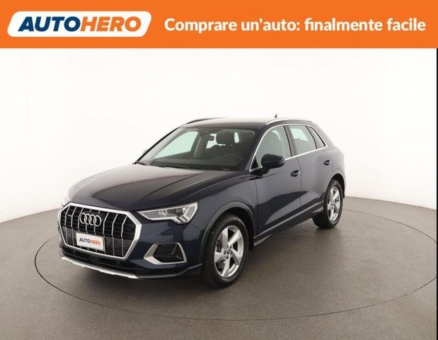 AUDI AUDI Q3 40 TFSI quattro S tronic Business Advanc