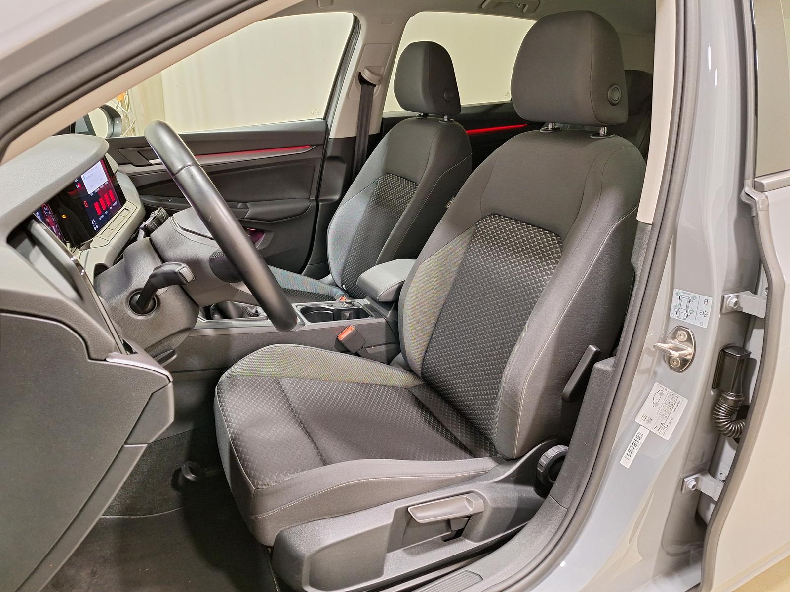 Volkswagen Golf 1.5 TSI Active Standhzg. IQ.Drive LED+Sch., миниатюра 17