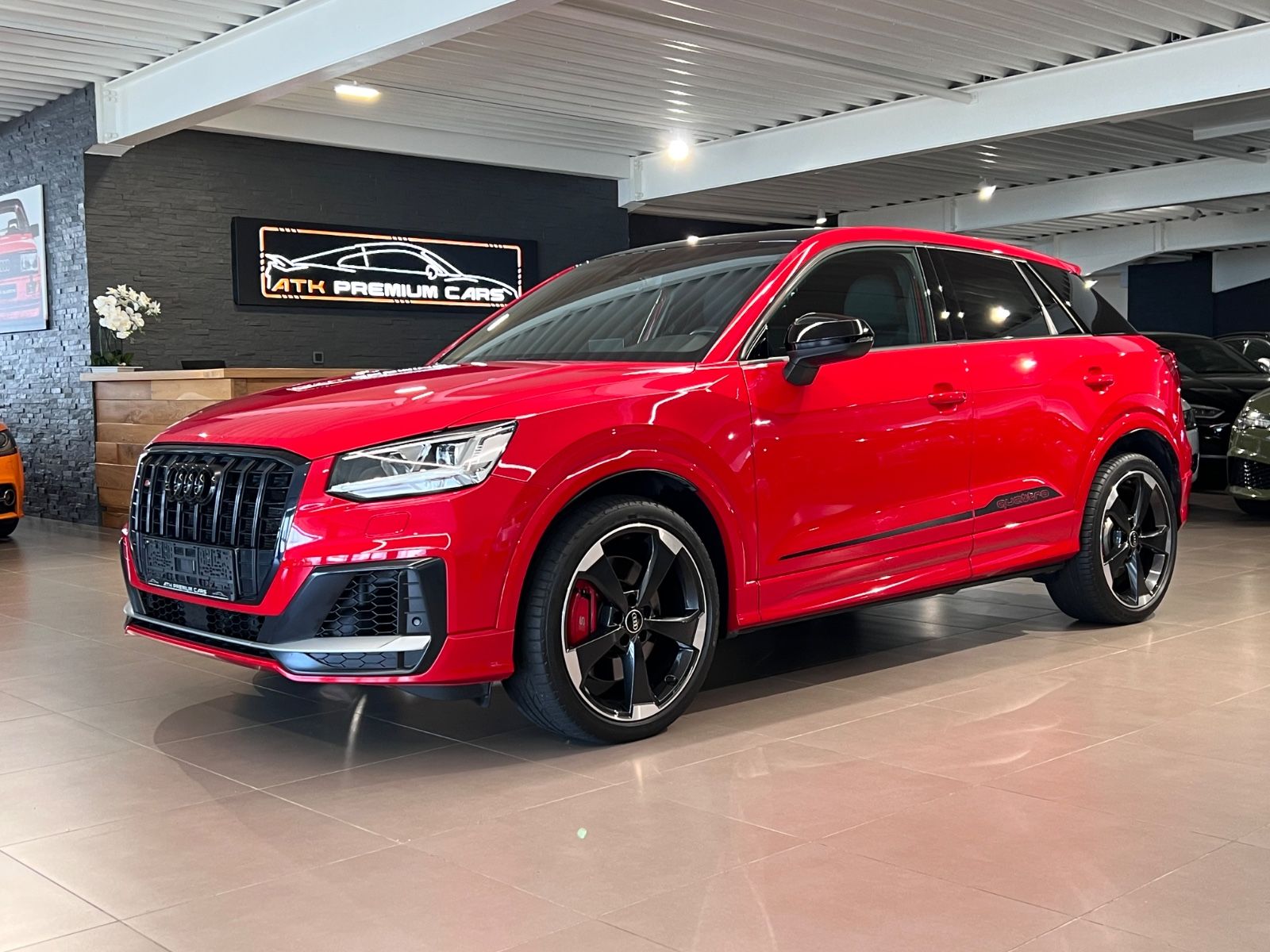 AUDI SQ2 TFSI S tronic quattro sport PANO AHK DIGITAL