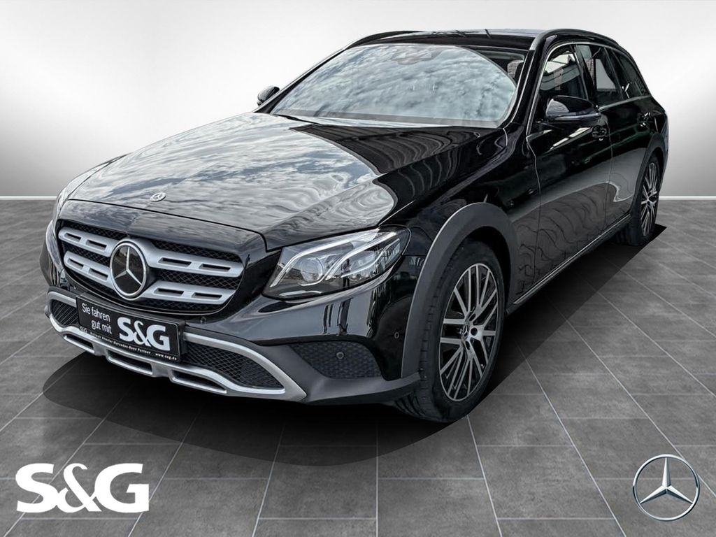 Image of Mercedes-Benz E 220