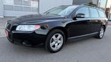 Volvo V70 2.0 BENZINER AUTOMATIK TÜV,KLIMA,TEMPOMAT - Volvo V70 mit Benzin-Antrieb: Kombi