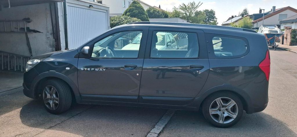 Image of Dacia Lodgy