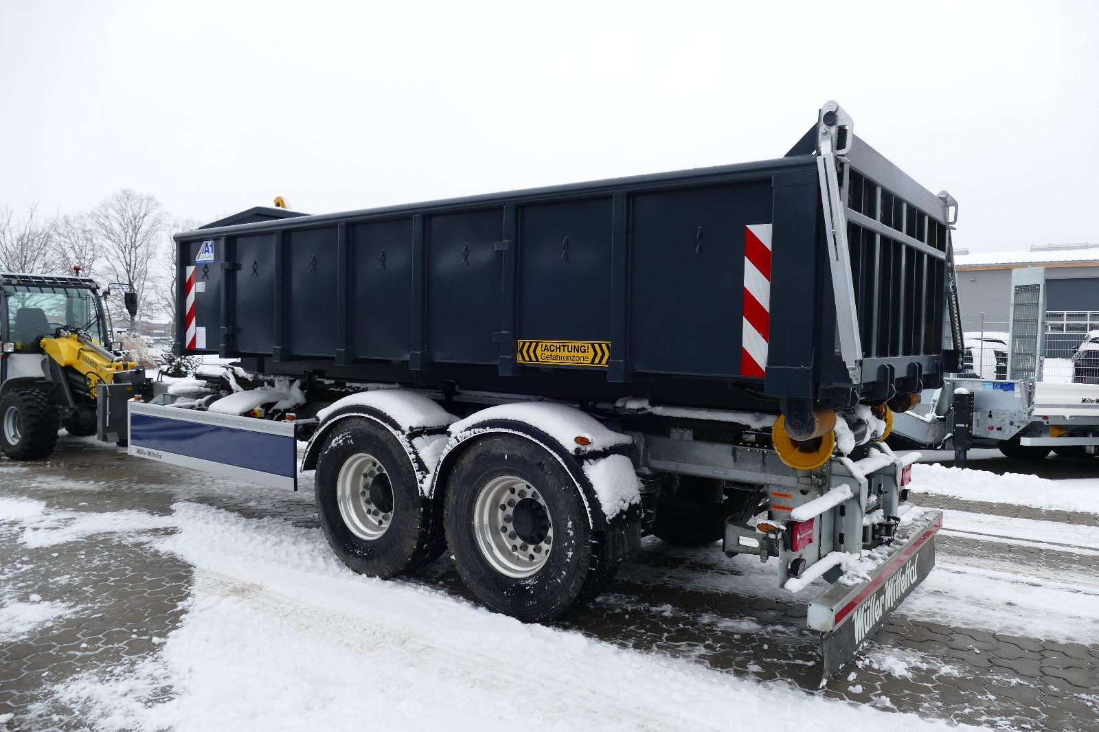 Müller-Mitteltal 20 to. Tandem Haken-Containeranh. mit Container