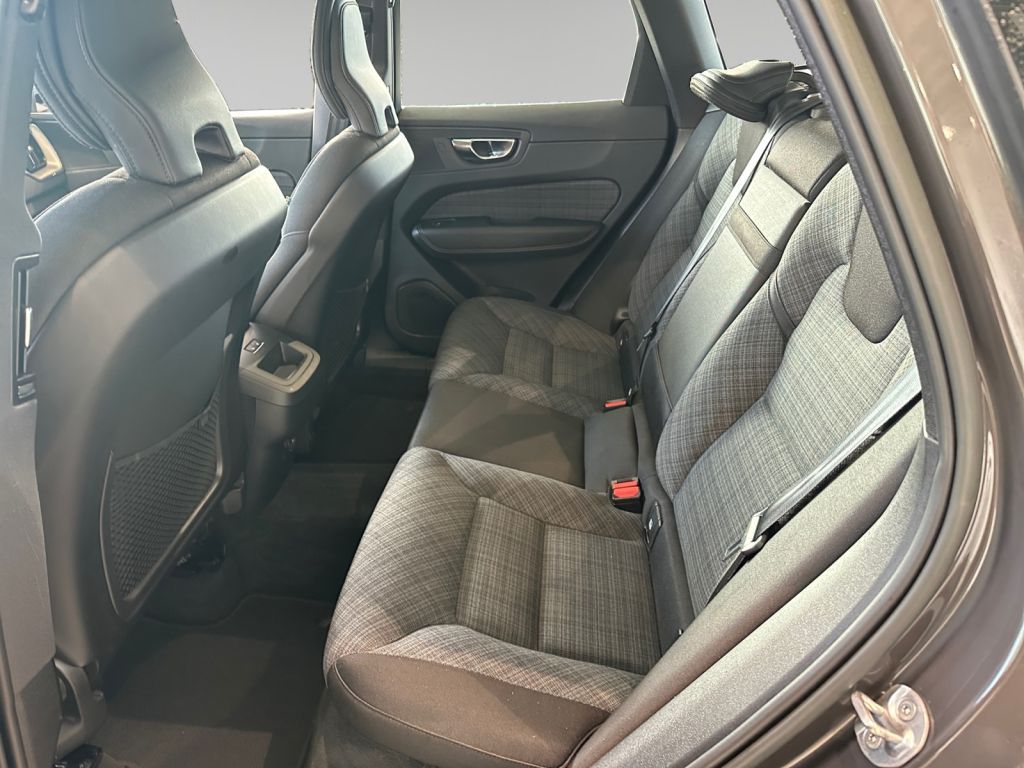 VOLVO XC60 B4 D Core VOLVO XC60 B4 D Core