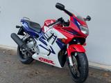 Honda CBR600F PC31 - HONDA CBR600F PC31