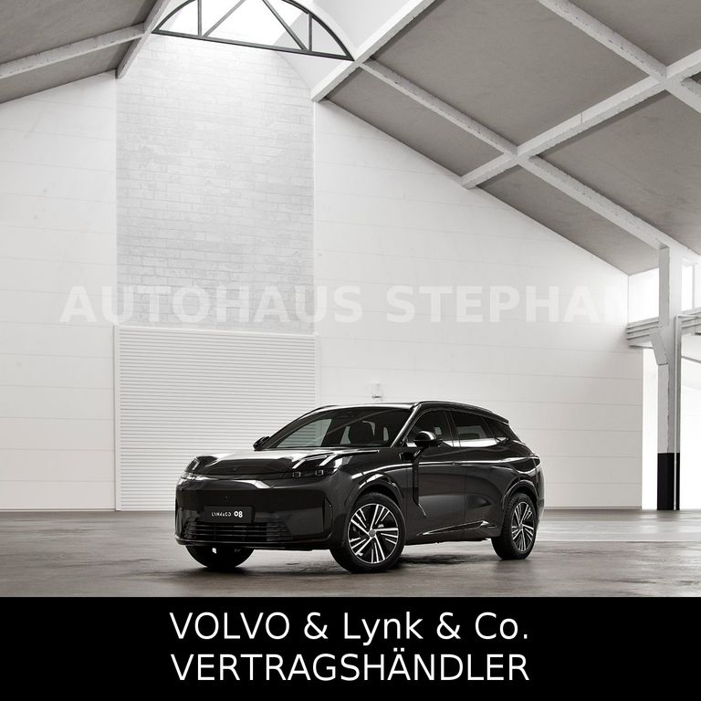 Image of Lynk&Co 08