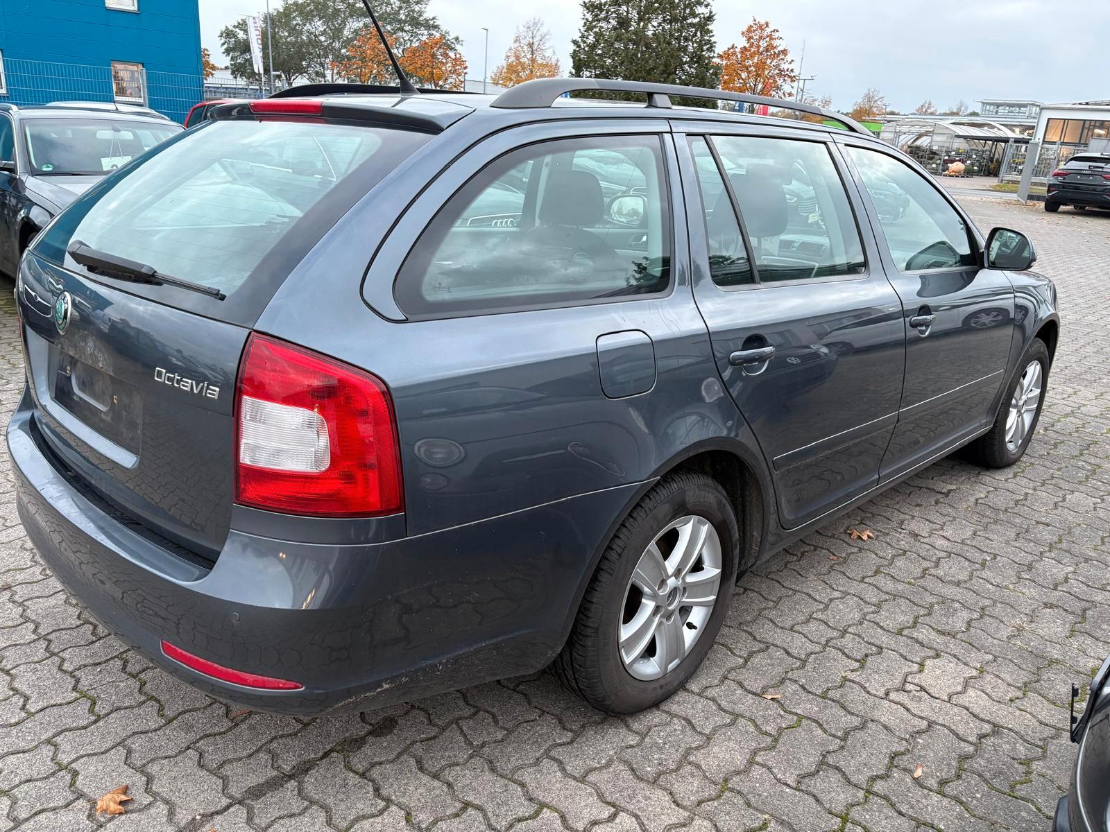 Skoda Octavia 2011 — photo 6