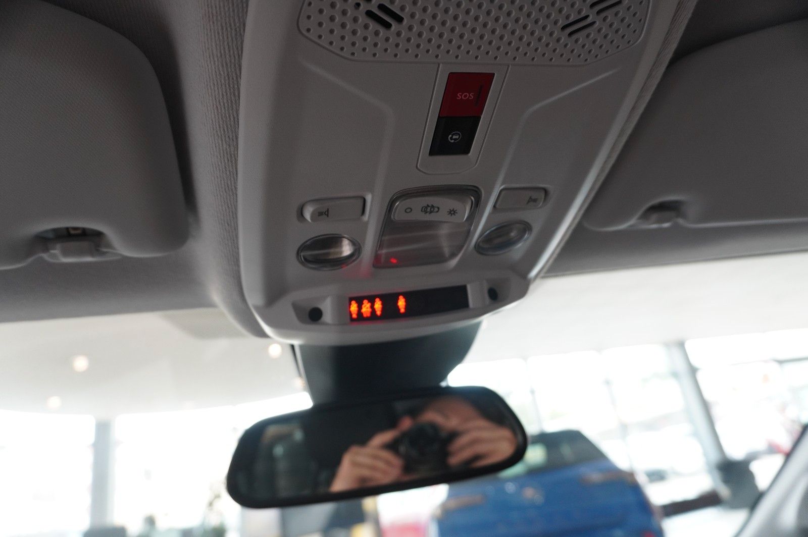 Fahrzeugabbildung Opel Corsa-e F EDITION 7KW NAVI/VIRT/SPORT/DAB/WÄRMEP