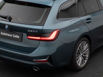 Fahrzeugabbildung BMW 320d Luxury Line Kamera HUD DAB HiFi Komfort LED