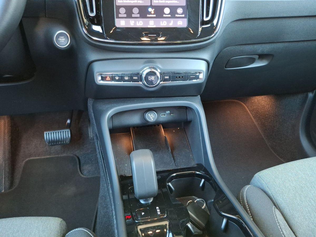 Volvo XC40 Black Edition Plus, B3 360°Kamera Harman/Ka