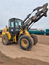 New Holland W130B - New Holland Schlepper