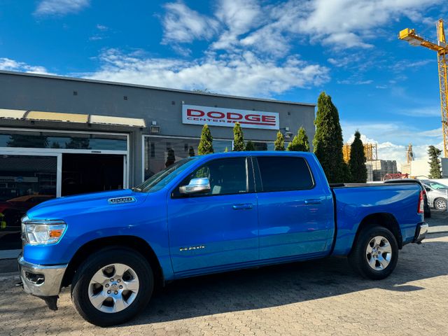 Dodge RAM 1500 Crew Cab 5,7L  Leder/PDC/SHZ/LHZ