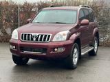 Toyota Land Cruiser PRADO Executive 4.0 V6  8 Sitzer - Toyota Land Cruiser: Automatik