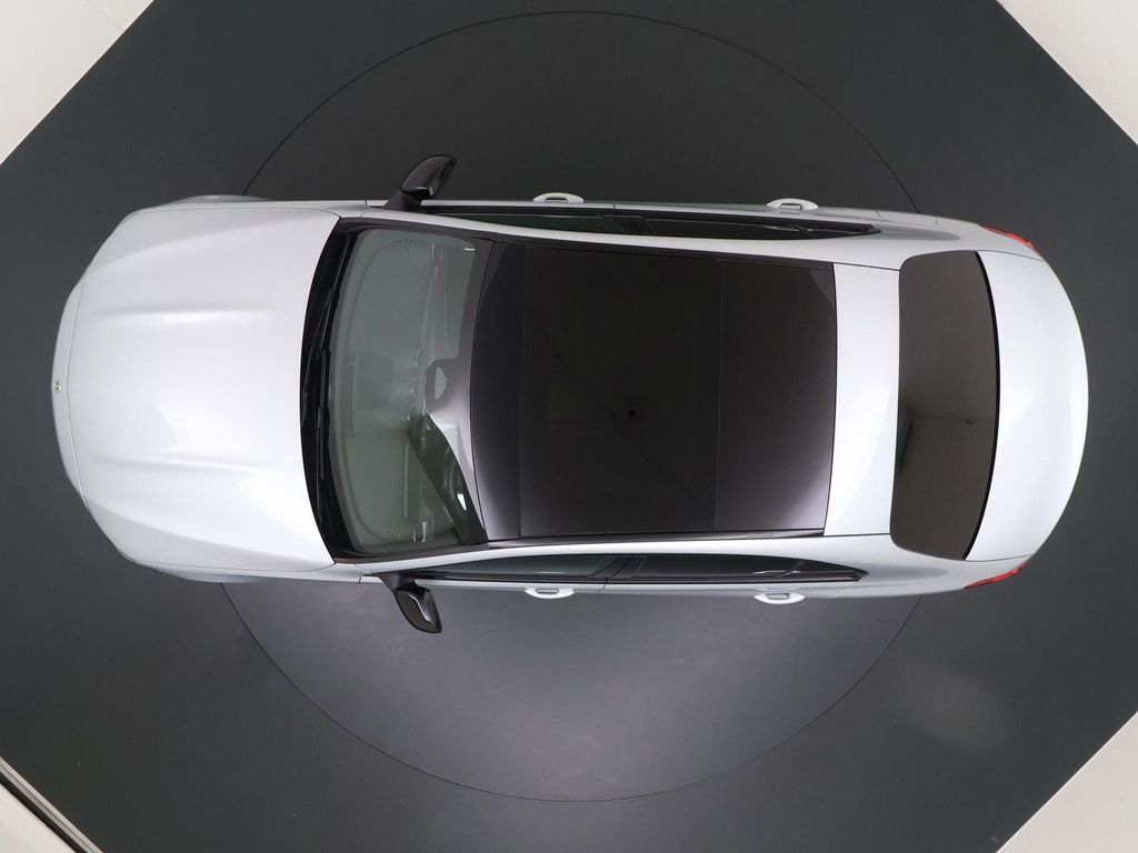 Mercedes-Benz C 200 AMG Launch Edition | Panorama - Schiebedac