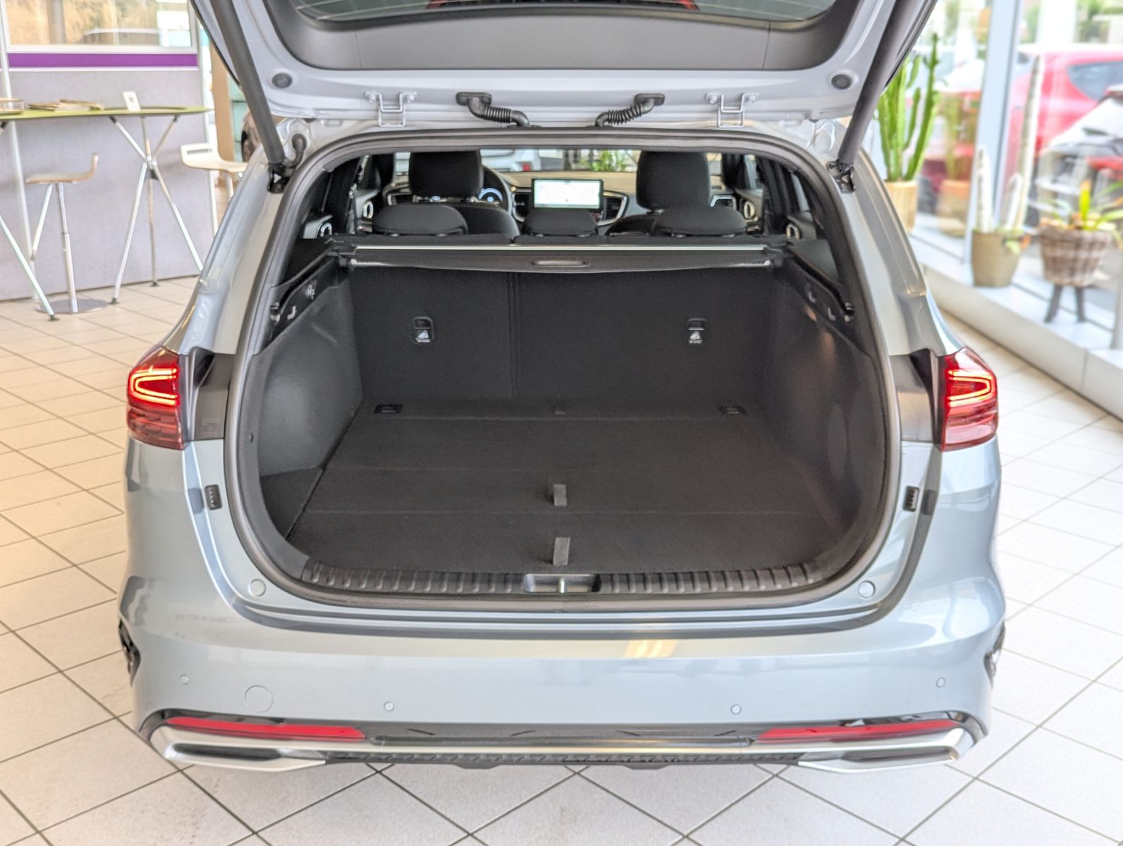 Fahrzeugabbildung Kia cee'd Sportswagon 1.5 GT Line SW LED JBL Cam 7J