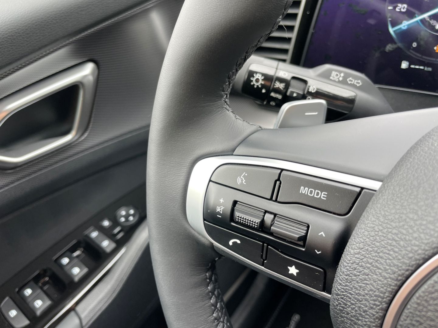 Fahrzeugabbildung Kia Sportage Ultimate Mild-Hybrid LED Kamera Winterp