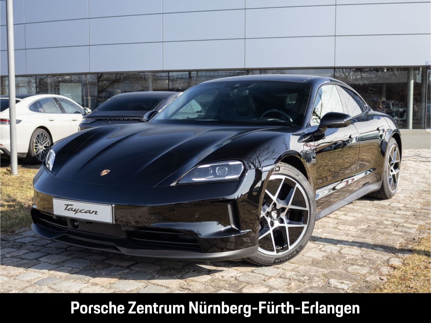 PORSCHE Taycan BOSE LED-Matrix SurroundView Luftfederung