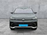 Volkswagen Tiguan 2.0 TDI DSG R-LINE 5JG+HD-MATRIX+AHK+PANO - VW Tiguan Gebrauchtwagen in Bochum